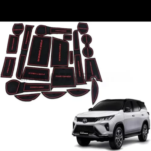 FORTUNER INTERIOR MATS.
