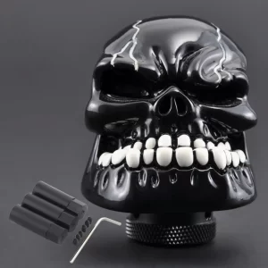 MOMO GEAR KNOB MANUAL [BLACK SKULL HEAD] .